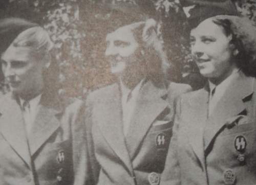 SS-Aufseherinnen: Female Camp Guards 1938-1945