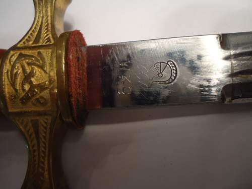 Kriegsmarine 2nd model WKC etched dagger with orange grip and hammered scabbard