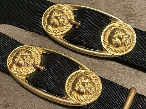 Kriegsmarine 2nd model unmarked dagger buckle ID disc and hangers for sale