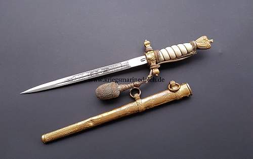 Kriegsmarine 2nd model Hörster etched dagger with portepee