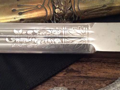 Kriegsmarine 2nd model Paul Weyersberg etched dagger with hangers and portepee