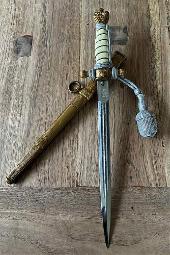 Kriegsmarine 2nd model Eickhorn etched dagger with portepee hangers and personalized belt