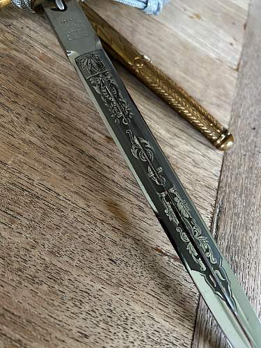 Kriegsmarine 2nd model Eickhorn etched dagger with portepee hangers and personalized belt