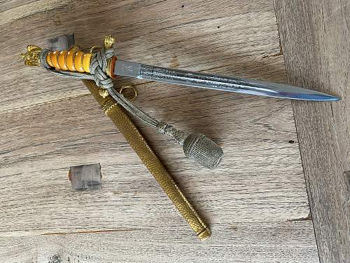 Kriegsmarine 2nd model WKC etched dagger with portepee and hammered scabbard