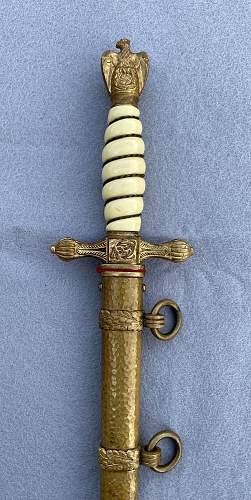 Kriegsmarine 2nd model P.D. Lüneschlöss etched dagger with hammered scabbard