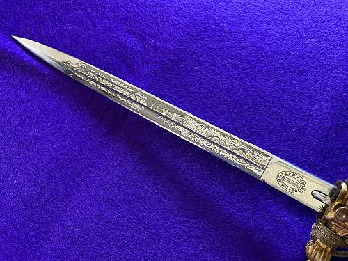 Kriegsmarine 2nd model Höller etched dagger with portepee hammered scabbard