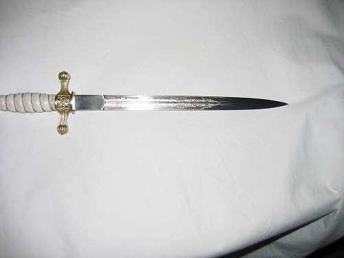 (Real or Fake) Kriegsmarine 2nd model unmarked etched dagger