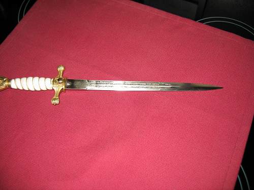 (Real or Fake) Kriegsmarine 2nd model unmarked etched dagger