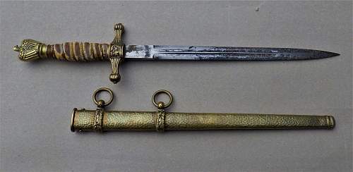 Kriegsmarine 2nd model WKC etched dagger with hammered scabbard