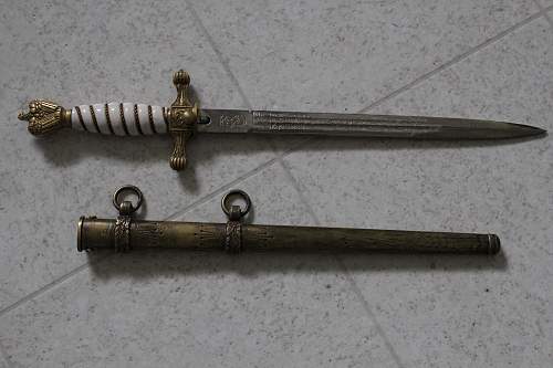 Kriegsmarine 2nd model WKC etched dagger