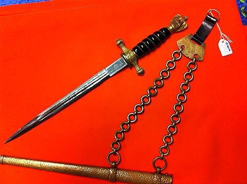 Kriegsmarine 2nd model WKC etched dagger with black grip chained hanger and M38 pommel