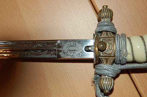 Kriegsmarine 2nd model Höller etched dagger with belt hanger and portepee