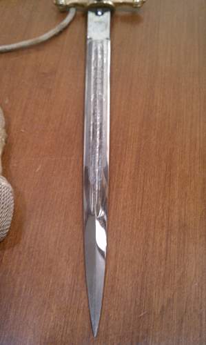 Kriegsmarine 2nd model Eickhorn etched dagger with portepee