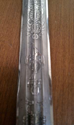 Kriegsmarine 2nd model Eickhorn etched dagger with portepee