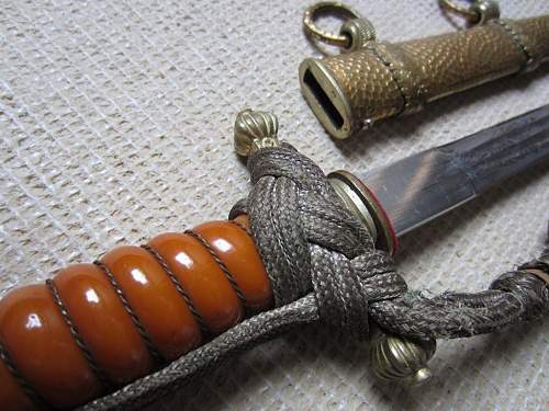 Kriegsmarine 2nd model Alcoso etched dagger with hammered scabbard orange grip and portepee