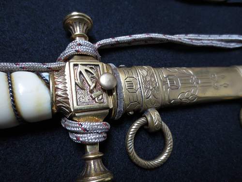 Imperial Kruegsmarine Eickhorn damascus dagger with deluxe scabbard hanger belt and portepee