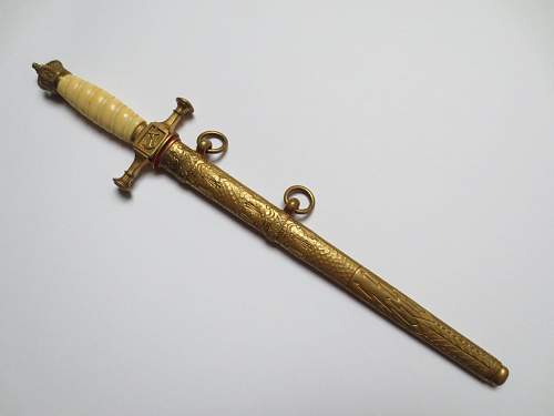 Imperial Kreigsmarine unmarked etched dagger with ivory grip and deluxe scabbard in mint condition