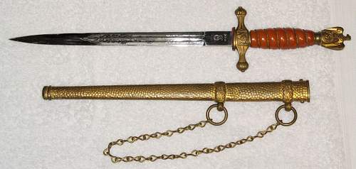 Kriegsmarine 2nd model WKC etched dagger with orange grip and hammered scabbard