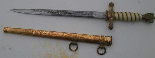 Kriegsmarine 2nd model Eickhorn etched dagger ( Real or fake )