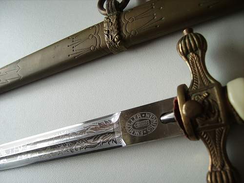 Kriegsmarine 2nd model Höller etched dagger