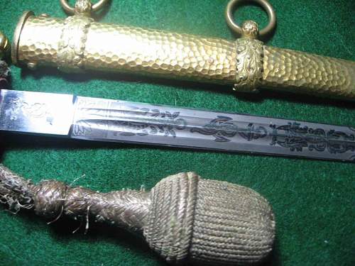 Kriegsmarine 2nd model WKC etched dagger with orange grip and portepee