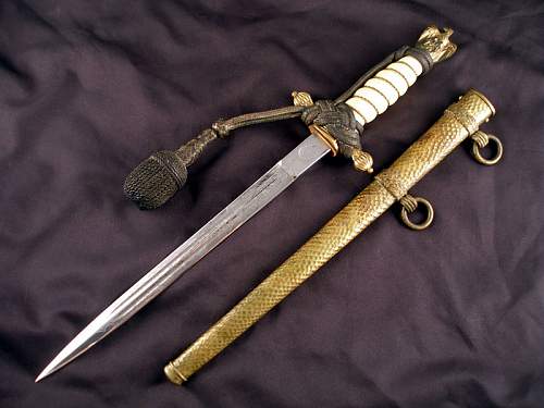 Kriegsmarine 2nd model Hörster etched dagger with ivory grip and portepee