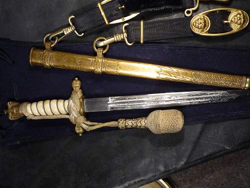 Kriegsmarrine 2nd model Klaas U-Boat etched dagger and WKC Eickhorn daggers collection