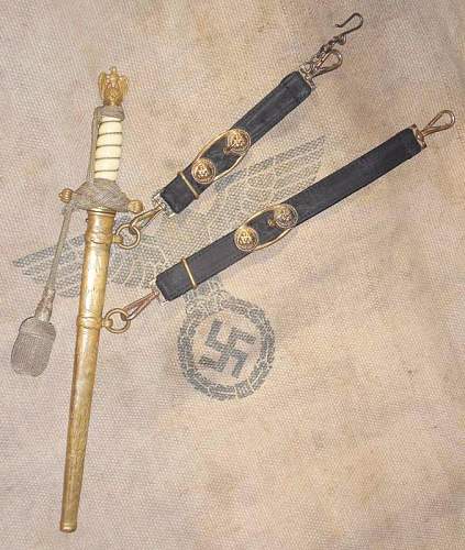 Kriegsmarrine 2nd model Klaas U-Boat etched dagger and WKC Eickhorn daggers collection