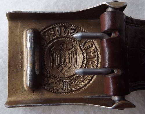 KM  buckle