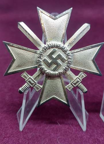 Kriegsverdienstkreuz Klasse 1 mit schwerter, unknown maker, wire pin