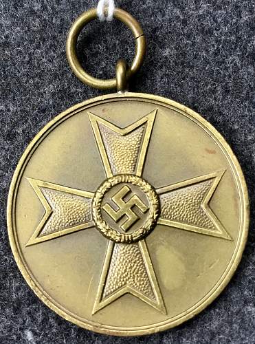 The unusual Kriegsverdienstmedaille