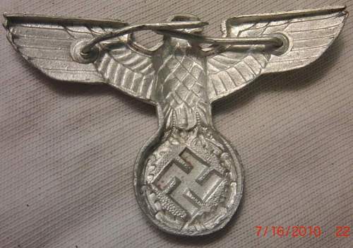 4 German Medals/pins: Eisernes Kreuz, Kriegsverdienstkreuz, NSDAP Dienstauszeichnung in Bronze, and hat pin.