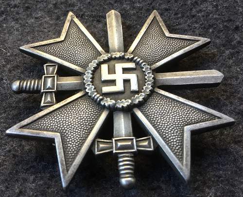 Kriegsverdienstkreuz 1.Klasse mit Schwertern K&amp;O ”second type made of zinc”.