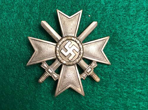 Kriegsverdienstkreuz 1. Klasse mit Schwertern