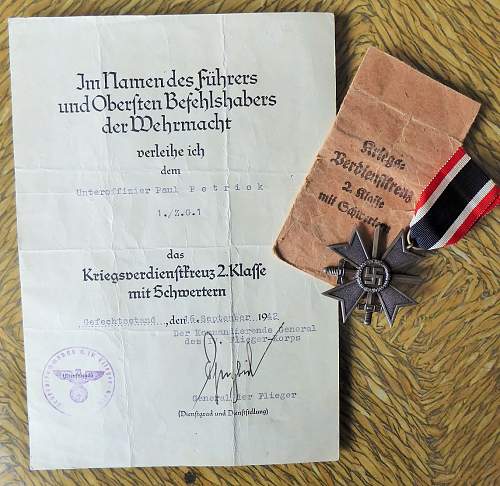 Kriegsverdienstkreuz 2 Klasse mit Schwerten + certificate - General der Flieger signed