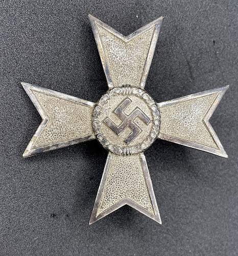 Kriegsverdienstkreuz 1. Klasse ohne Schwertern, Otto Schickle, earliest example?