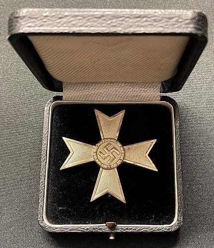 Kriegsverdienstkreuz 1.Klasse ohne Schwerten - War Merit Cross 1st Class without Swords.