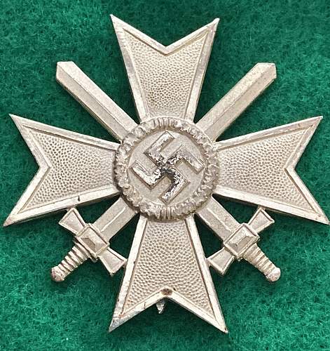 Kriegsverdienstkreuz 1.Klasse mit Schwertern 43 Julius Bauer