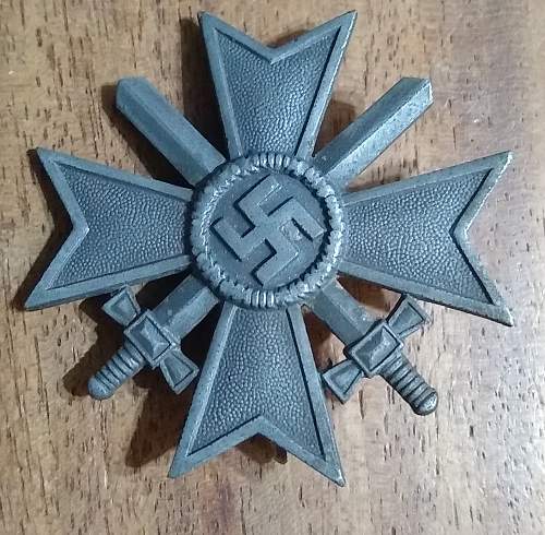 L15 Kriegsverdienstkreuz mit Schwertern I kl