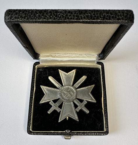 Kriegsverdienstkreuz 1. Klasse mit Schwertern, L/57 Boerger &amp; Co