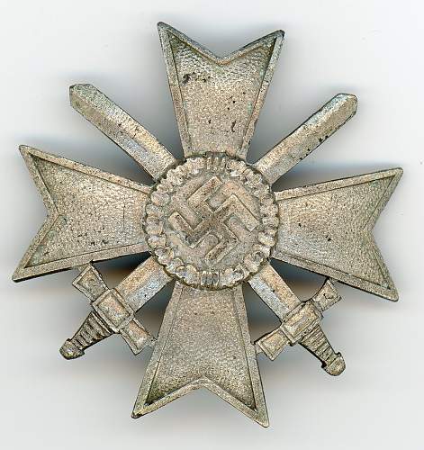Kriegsverdienstkreuz 1. Klasse mit Schwertern, L/13 Paul Meybauer