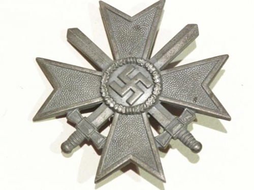Kriegsverdienstkreuz 1st Klasse - Kerbach &amp; Osterhelt - Genuine?