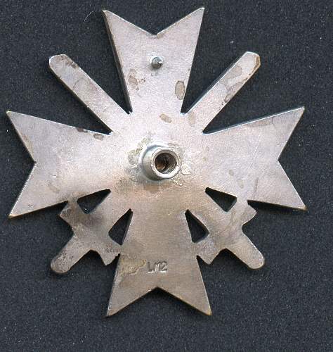 Kriegsverdienstkreuz 1.Klasse - L/12 Juncker, screwback