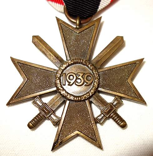 Kriegsverdienstkreuz 2.Klasse mit Schwertern no maker mark