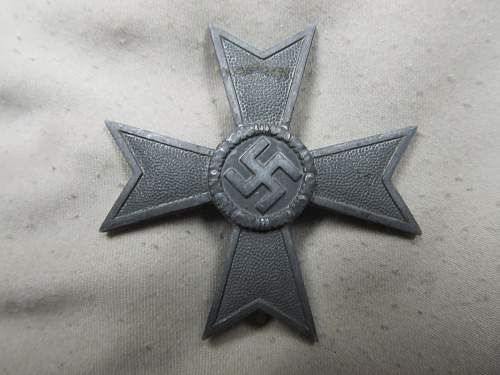 Kriegsverdienstkreuz 1. Klasse, ohne Schwertern by Deumer