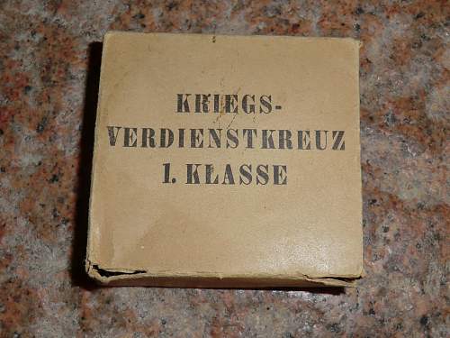 Kriegsverdienstkreuz 1. Klasse ohne Schwerten mit Etui.