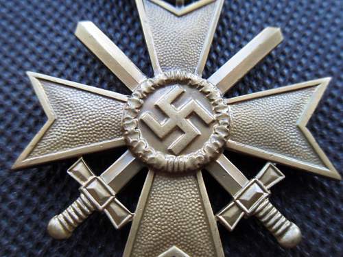 Kriegsverdienstkreuz 2.Klasse - Original or Fake?