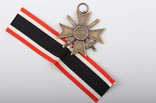 Kriegsverdienstkreuz 2.Klasse mit Schwertern.