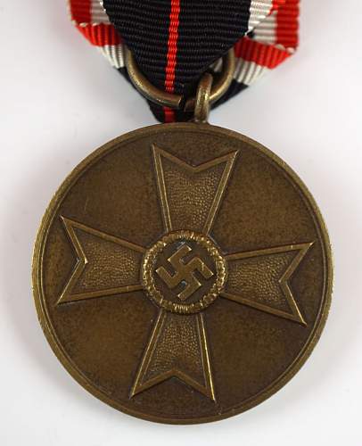 Kriegsvedienstmedaille L/13