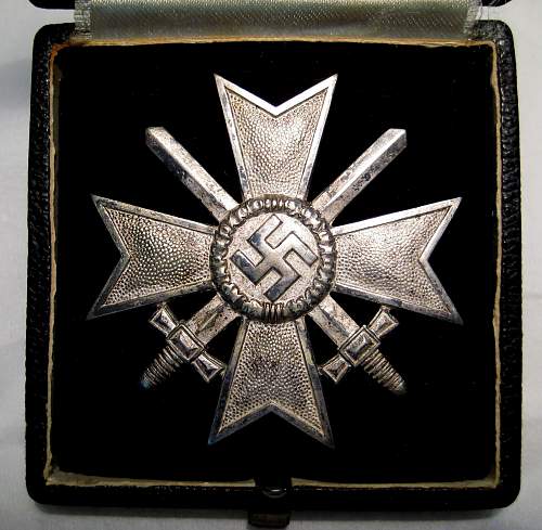 Kriegsverdienstkreuz 1. klasse - two pieces